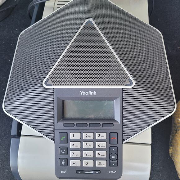 Yealink CP860 HD IP Conference Phone  Multi-User Expandable Digital Internet - Picture 2 of 4